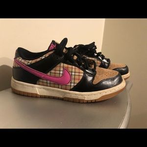 Nike Shoes - Nike sneaker Nike Shoes - Nike sneaker